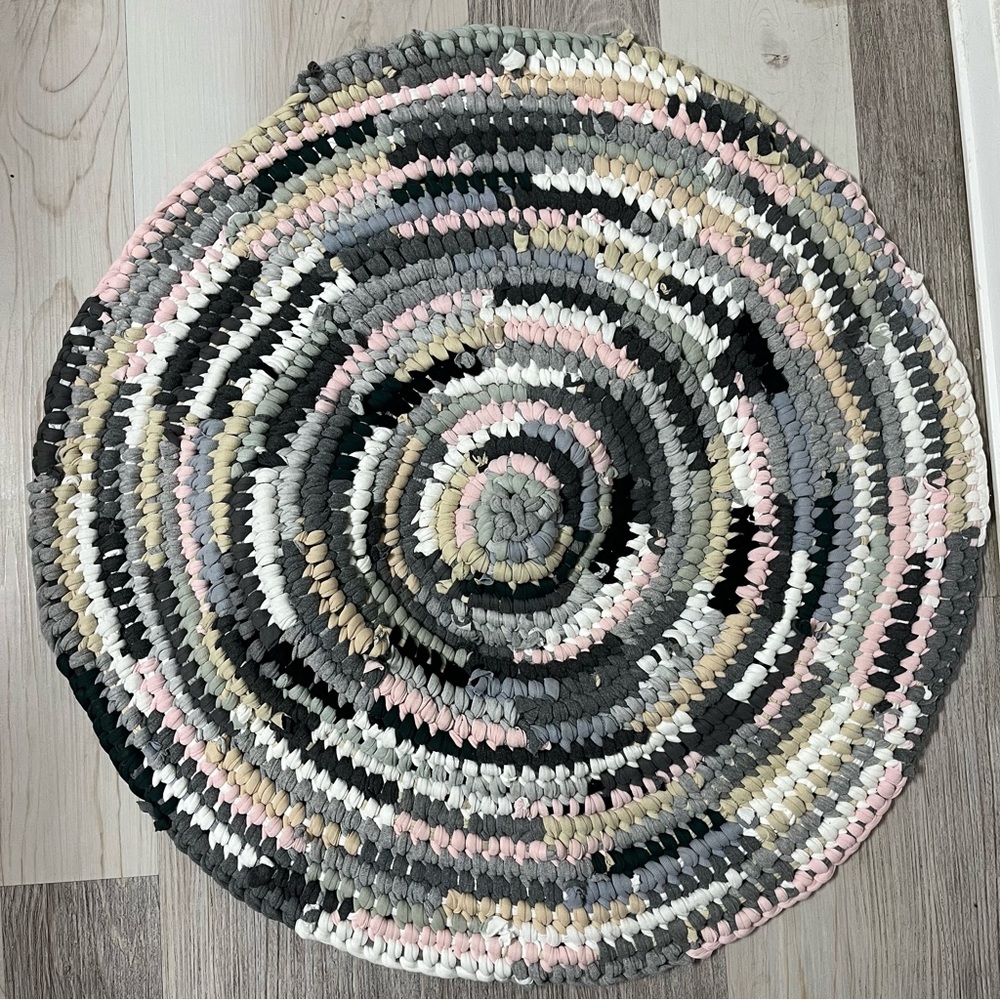 Handmade “Rag Rug”, Bath Mat - Picture 2 of 6